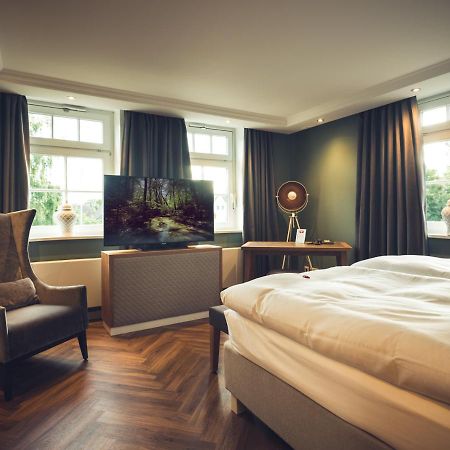 Schlichte Hof Gmbh Hotel บีเลอเฟล์ด ภายนอก รูปภาพ