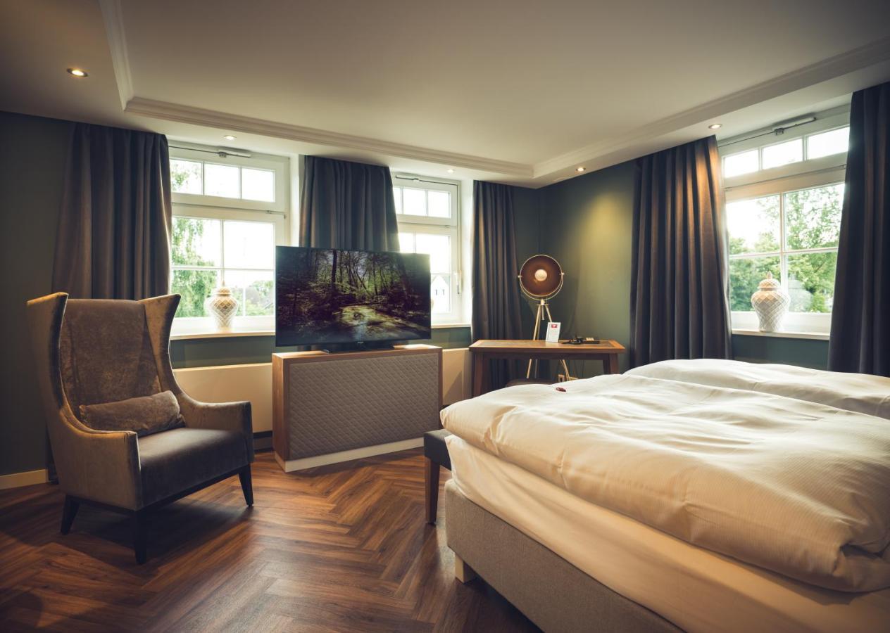 Schlichte Hof Gmbh Hotel บีเลอเฟล์ด ภายนอก รูปภาพ